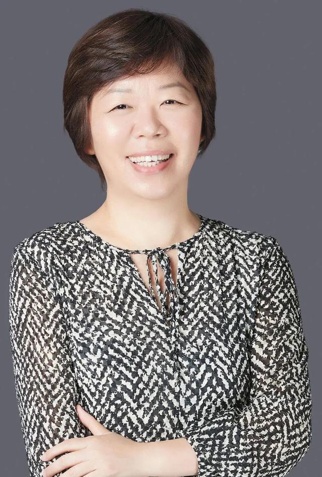 潮汕女首富王来春位列福布斯2026杰出商界女性榜首！董明珠、孟晚舟进入前五，宗馥莉5年来首次落榜