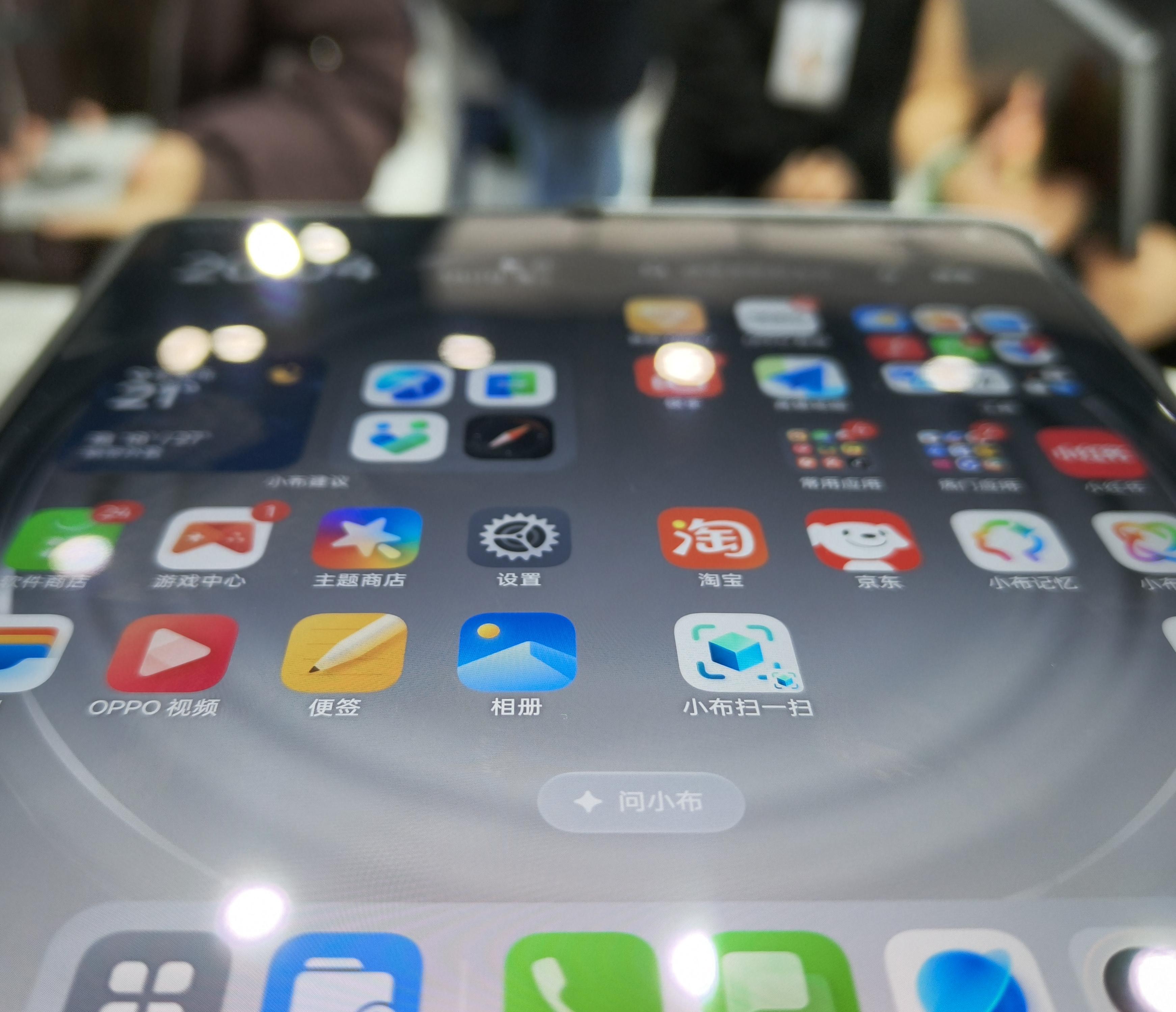 9999元起！OPPO Find N6发布：折叠屏最大痛点终于被干掉！