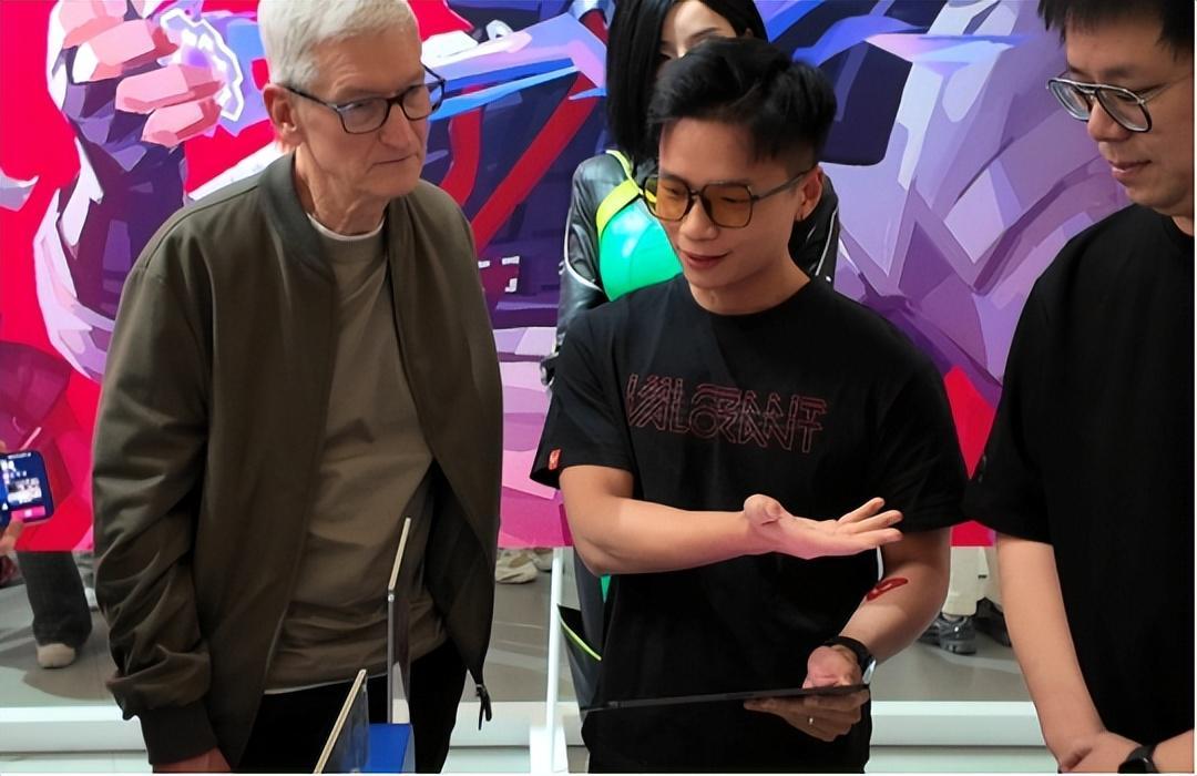 库克来中国打上“瓦”了