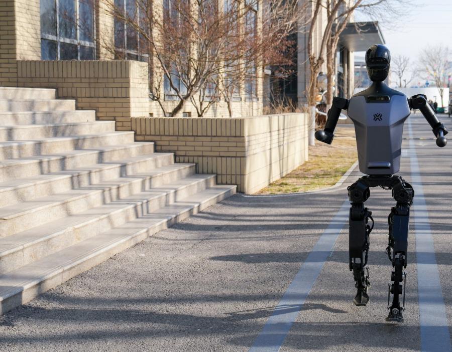 26个大品牌携300余台人形机器人热血集结,竞逐机器人“巴图鲁”桂冠