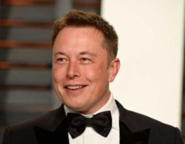 马斯克:特斯拉和SpaceX计划建设两座自用芯片工厂