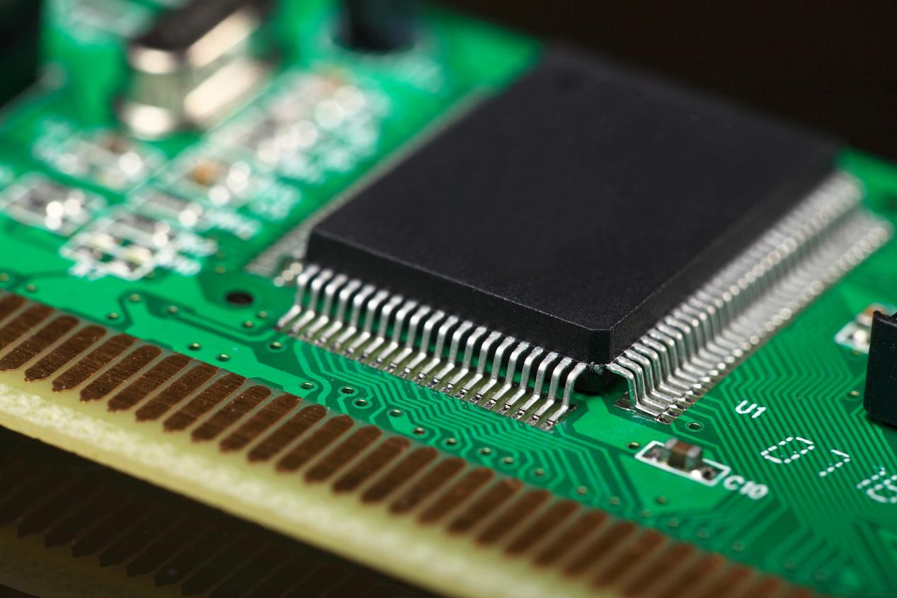 DRAM价格飙升100% 国内“稳定器”稳住供应