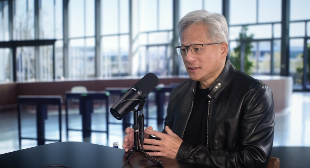 黄仁勋声称“AGI已经实现”，前提是重新定义了AGI