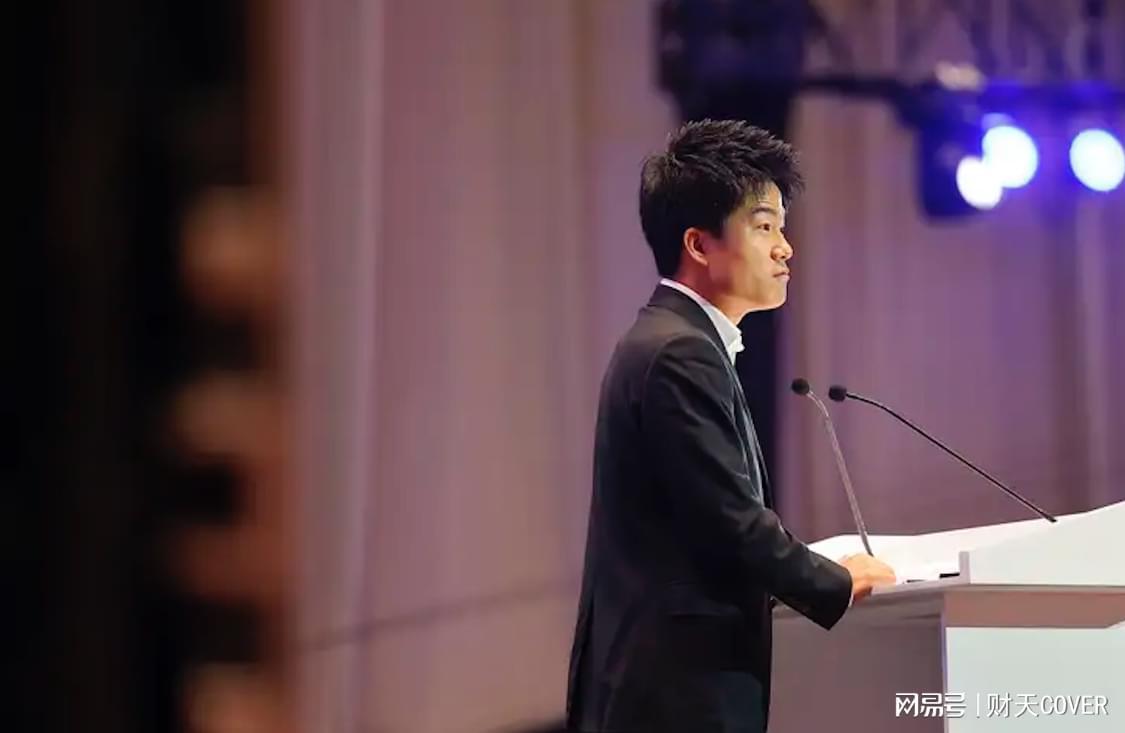 塌房的优思益,给与辉同行上了一课