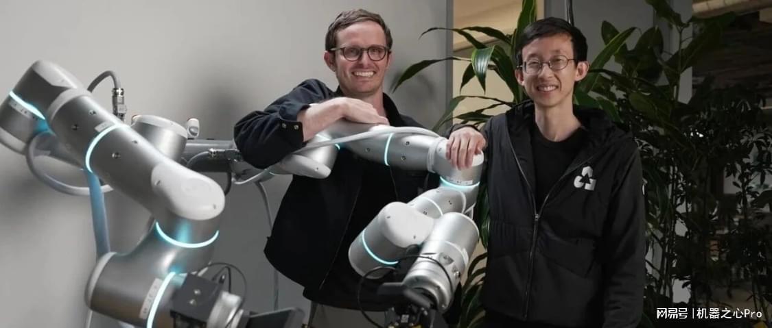 机器人版GPT-3来了：任务成功率99%，「涌现」过后能临场发挥