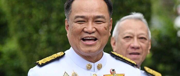 泰国总理换了辆中国电车