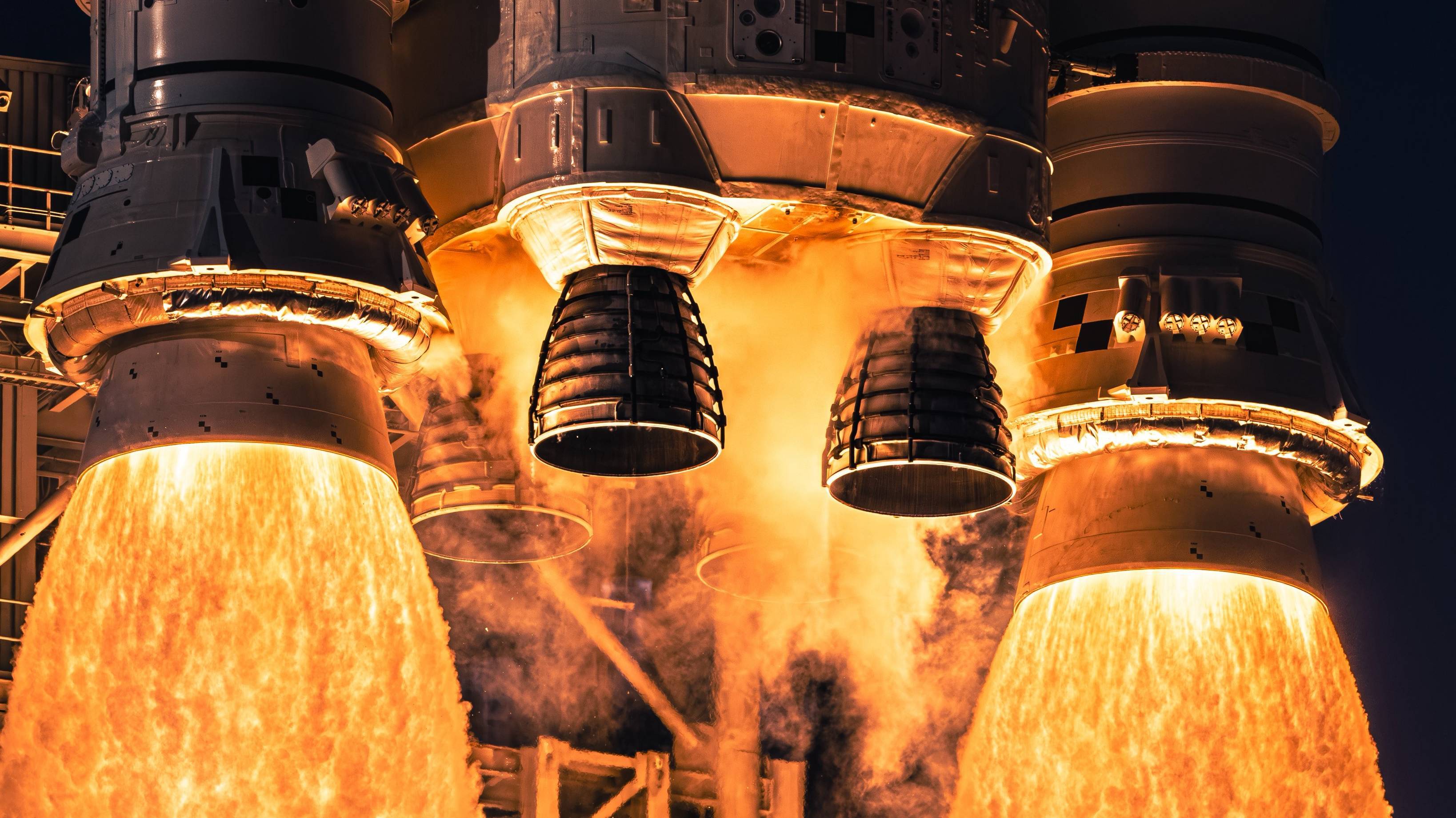 阿尔忒弥斯 2 号:玉米饼、相机、厕所与人类探月的故事