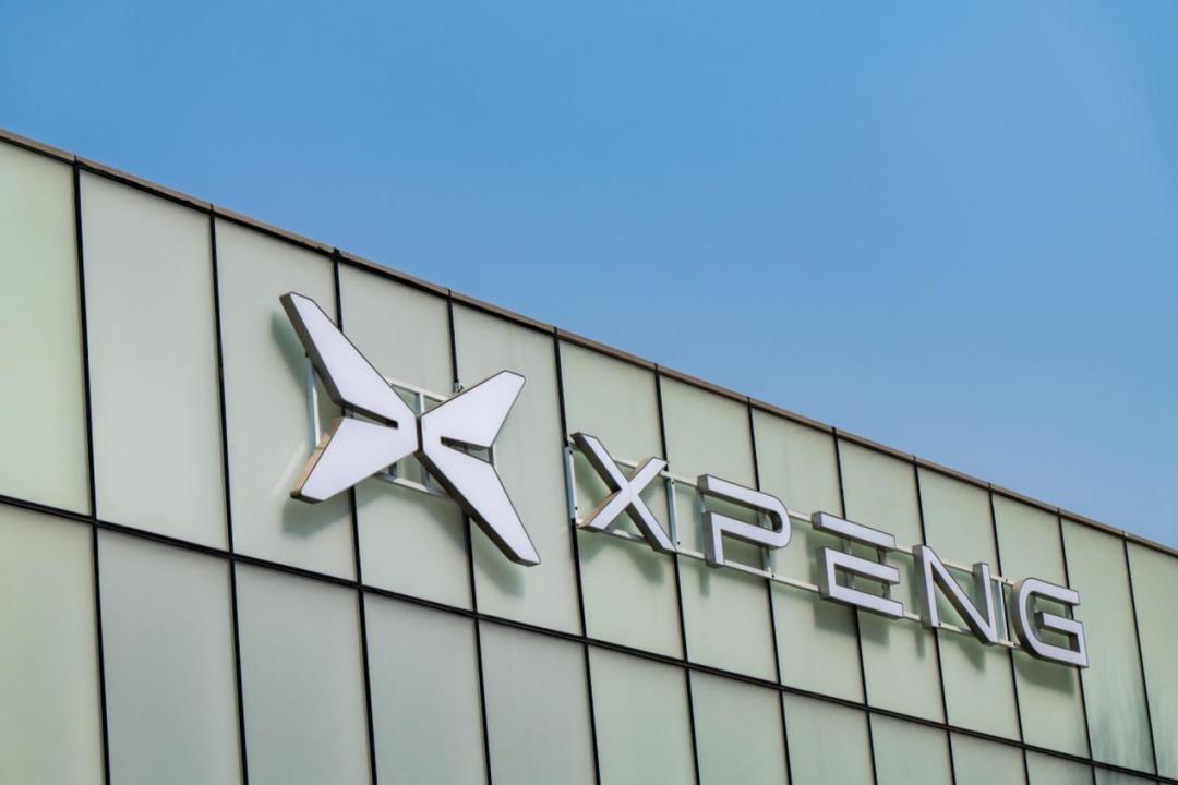 开年销量骤降三成,小鹏还被澳洲经销商“坑”?