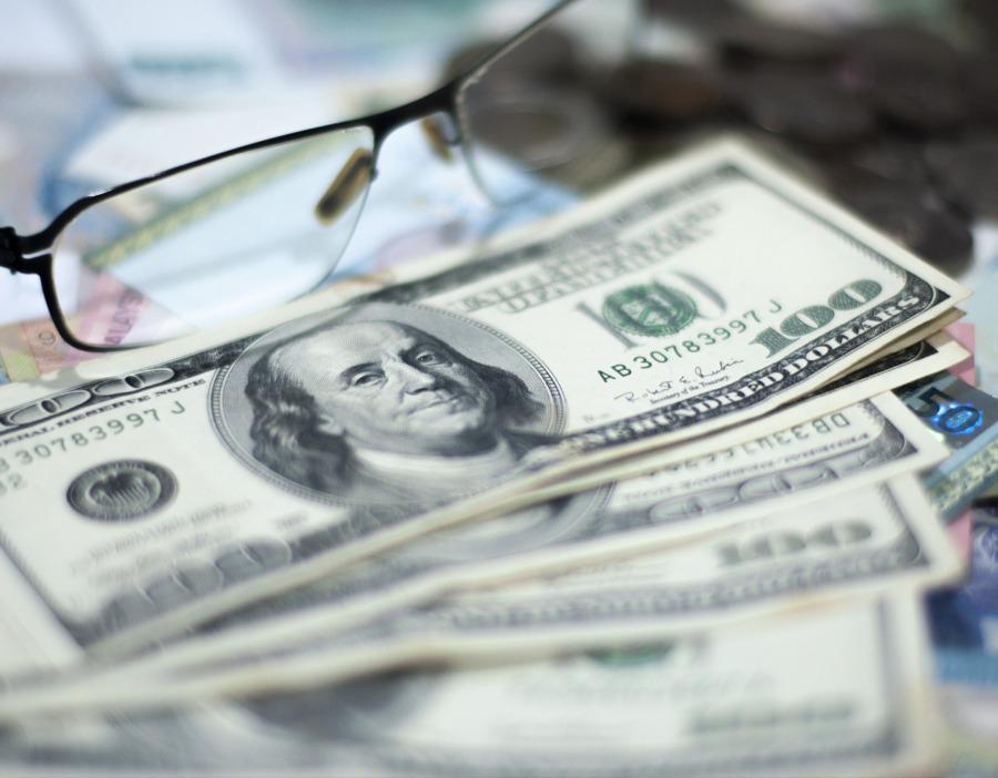 SpaceX总裁去年薪酬超8500万美元，苹果CEO库克为7500万美元