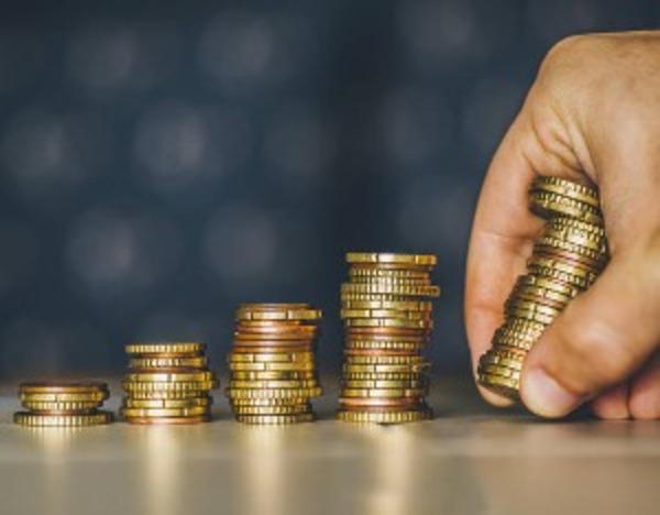 5月18日南下资金净卖出港股78.7亿港元，逆势加仓中国人寿，连抛阿里