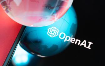 OpenAI发布首款AI芯片，可适配各类大语言模型