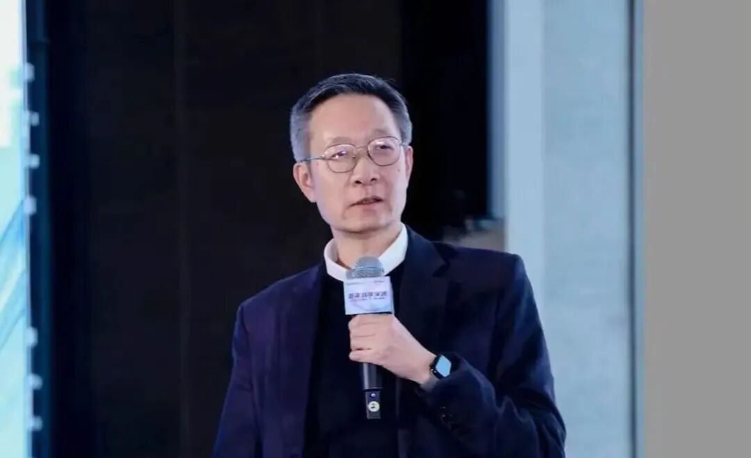 AI让科研变成“科学自动机”，副作用是什么？