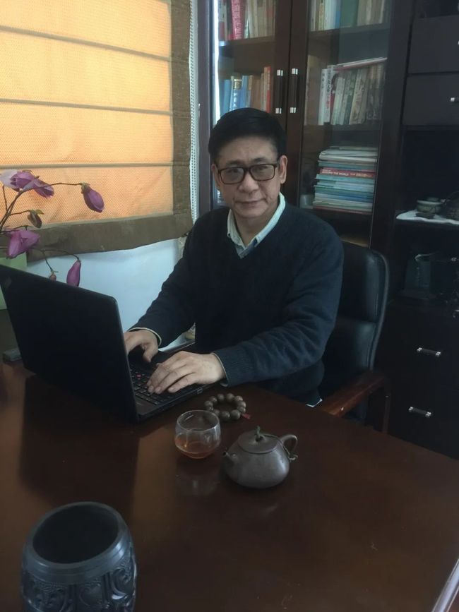 性情中人是什么意思（说一个人是性情中人是什么意思）