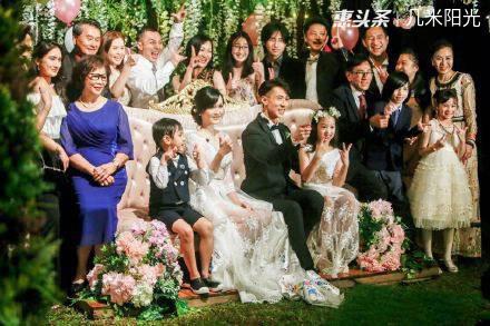 梦见与恋人共结连理，家庭中的婚礼之梦解析