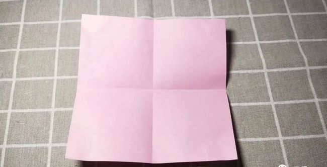 蝴蝶结怎么折（蝴蝶结怎么折简单漂亮）