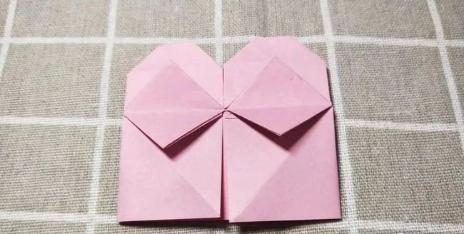 蝴蝶结怎么折（蝴蝶结怎么折简单漂亮）