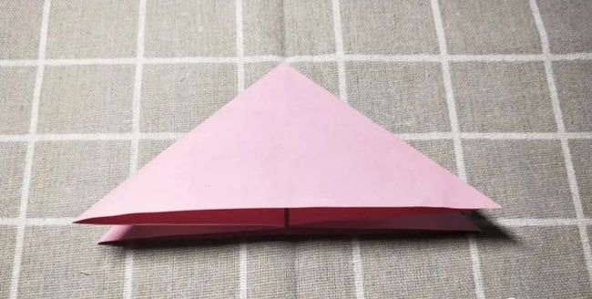 蝴蝶结怎么折（蝴蝶结怎么折简单漂亮）