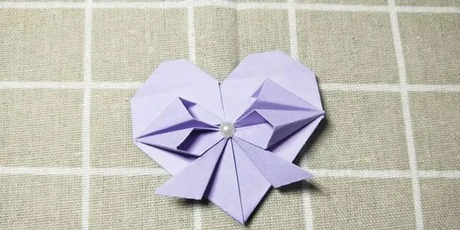 蝴蝶结怎么折（蝴蝶结怎么折简单漂亮）