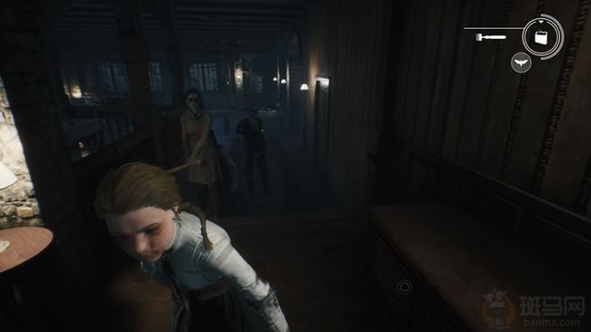 梦境中的警觉与失落，梦见家中进贼，呼唤父亲却遭逃脱