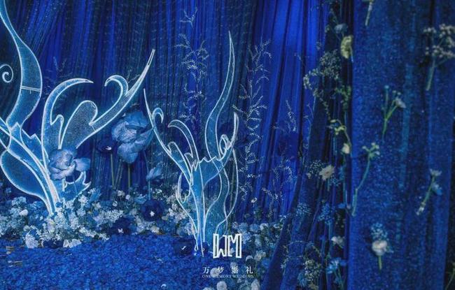 梦见自己和蛇结婚，探索潜意识的神秘寓意