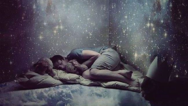 梦境解析，梦见满地都是屎的深层含义与心理暗示