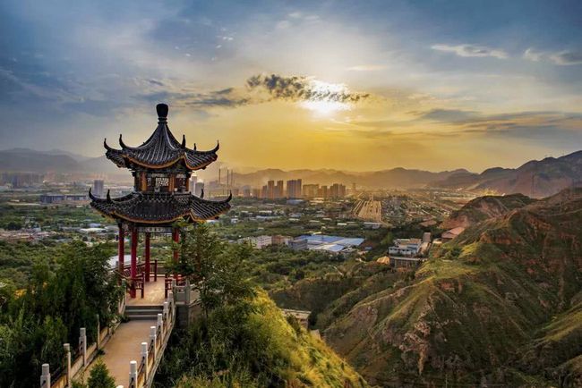 兰州附近的旅游城市_【兰州附近的旅游城市有哪些】
