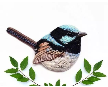 梦境启示，解析梦到成片的鸟死亡的深层含义与心理映射