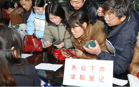 12年前，被复旦大学破格录取的38岁三轮车夫，如今怎么样了？