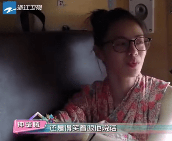 梦境深处的呼唤，梦见死去的婆婆哭着找我们