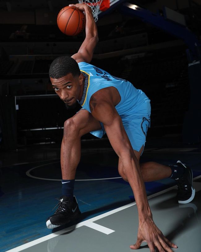 菲尼克斯怎么打（fgo雅戈泰魔神菲尼克斯怎么打）