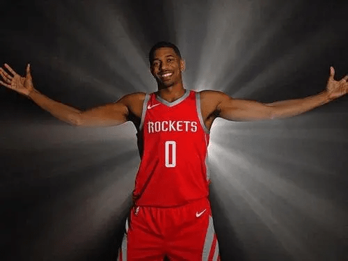 菲尼克斯怎么打（fgo雅戈泰魔神菲尼克斯怎么打）