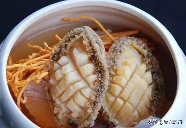 鲍鱼鸡汤怎么做（鲍鱼鸡汤怎么做好吃）