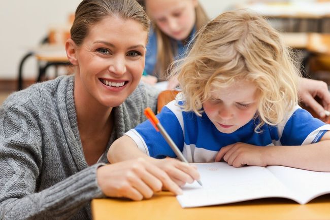 正方体怎么做（正方体怎么做手工制作一张纸）