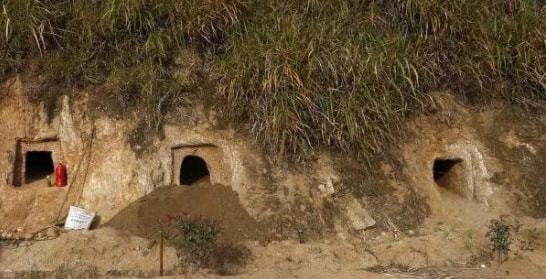 梦境解析，梦见自家院池塘捞上两具男尸体的深层含义