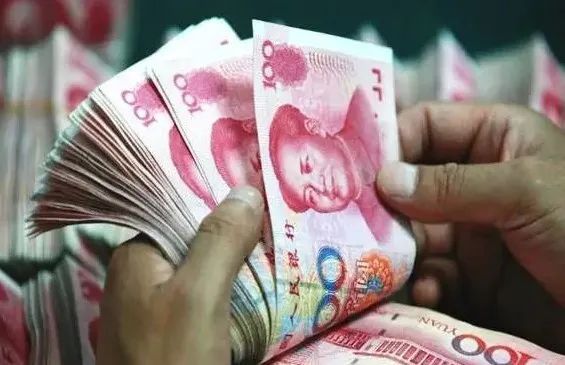 高人解梦，梦见死去的亲人给我100块钱，意味着什么？