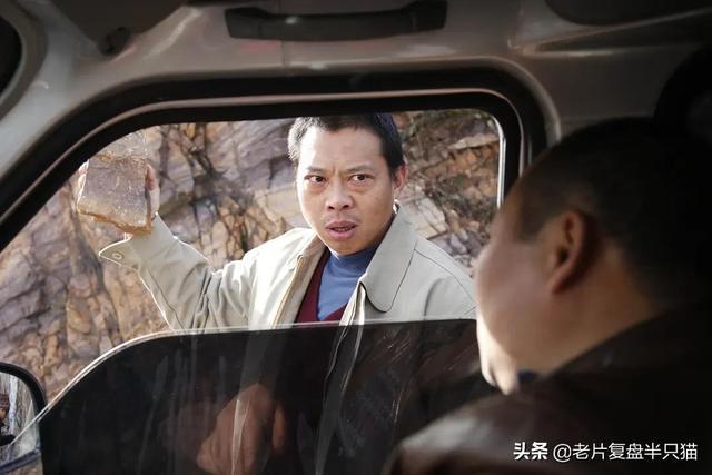 梦见被人追杀，请个人大哥帮忙解一下