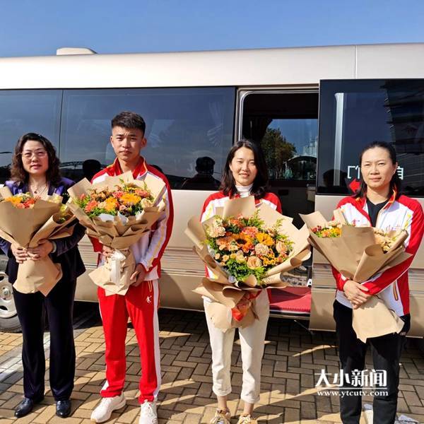 梦回往昔，已离婚者的幸福幻影——解析与前夫及孩子共度的温馨梦境