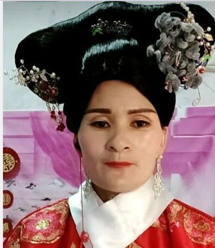 梦回前世，鼻血之谜与王母娘娘的丫环奇缘