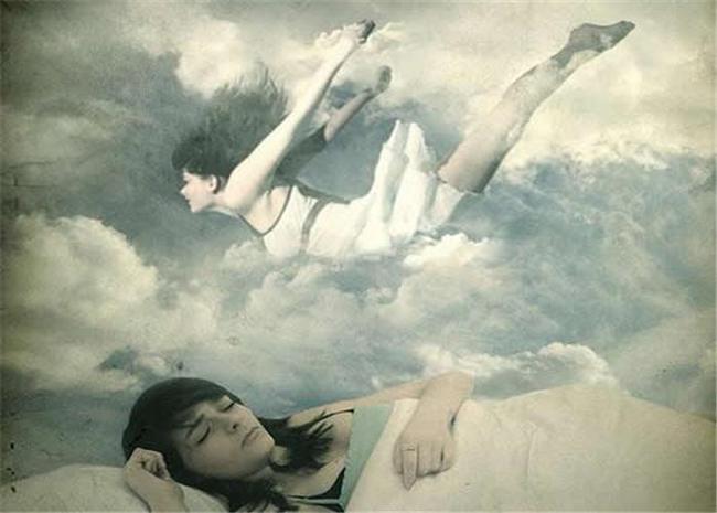 经常梦见一个人，梦境背后的深层含义与心理解析