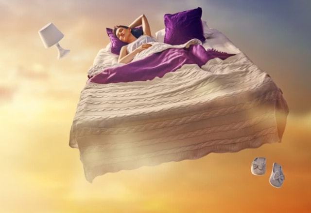 梦见父亲浑身是血，梦境背后的深层含义与心理解析