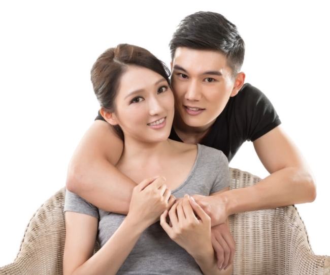 梦回前缘，解析梦到前女友和别人结婚的深层含义