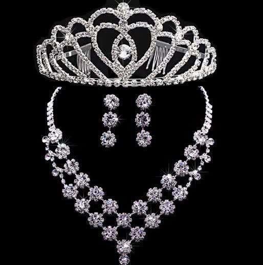 梦见捡金首饰，探寻梦境背后的深层含义与心理解析