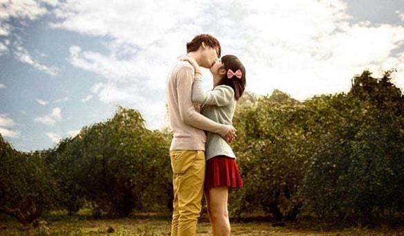 梦见自己抱着男生哭，情感深处的释放与自我探索