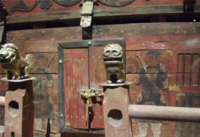 梦见了棺材，寓意与兆头的深度解析