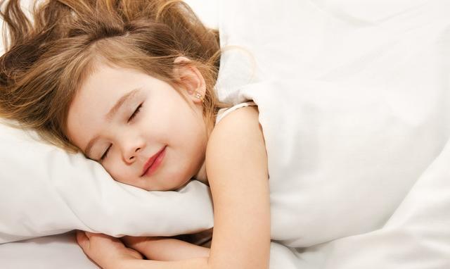 梦境解析，梦见女人在给孩子喂奶的深层含义与心理解读