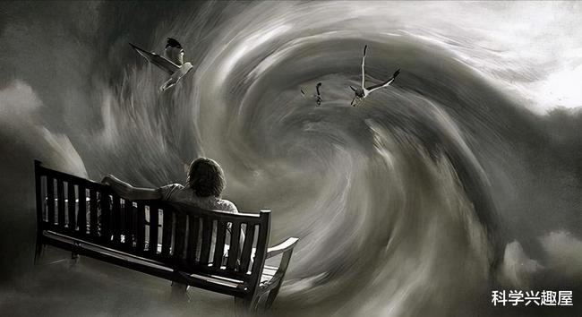 梦境中的矛盾情感，为何梦见友善的猫却让我感到害怕？