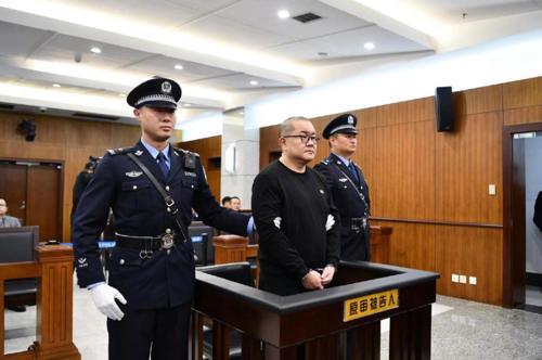 孙小果获专利减刑内幕:狱警协助将专利图纸带入监狱