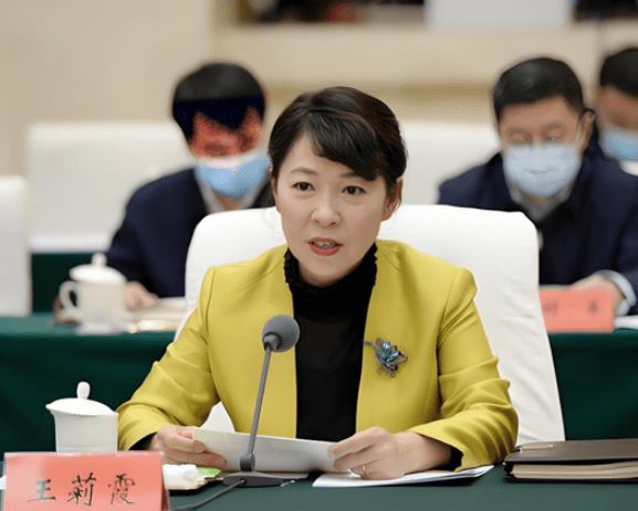 抖音贊下單業(yè)務(wù)免費(fèi)？揭秘網(wǎng)紅帶貨新趨勢(shì)！