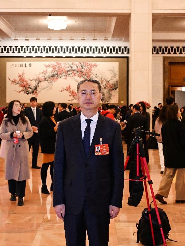 QQ名片點(diǎn)贊0.01元1000個(gè)，輕松操作攻略？