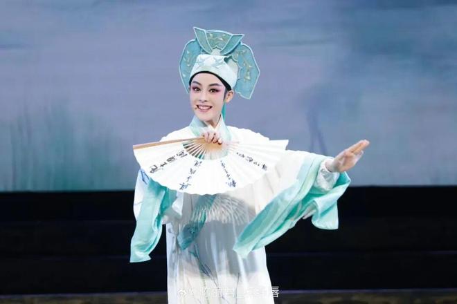 0.1元轻松获得一百赞？揭秘超值点赞平台！